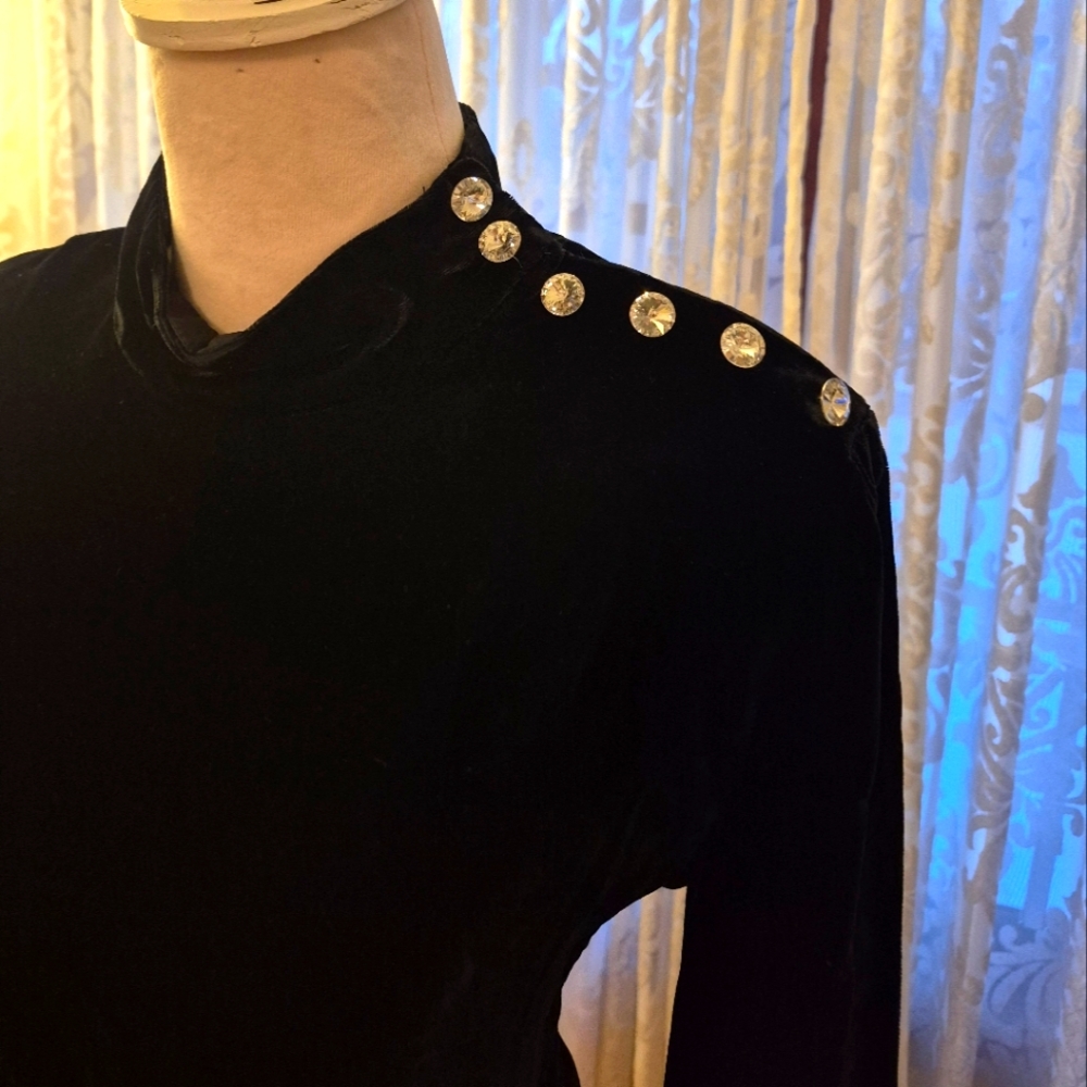 Ricky Lang for Nuit Dress
